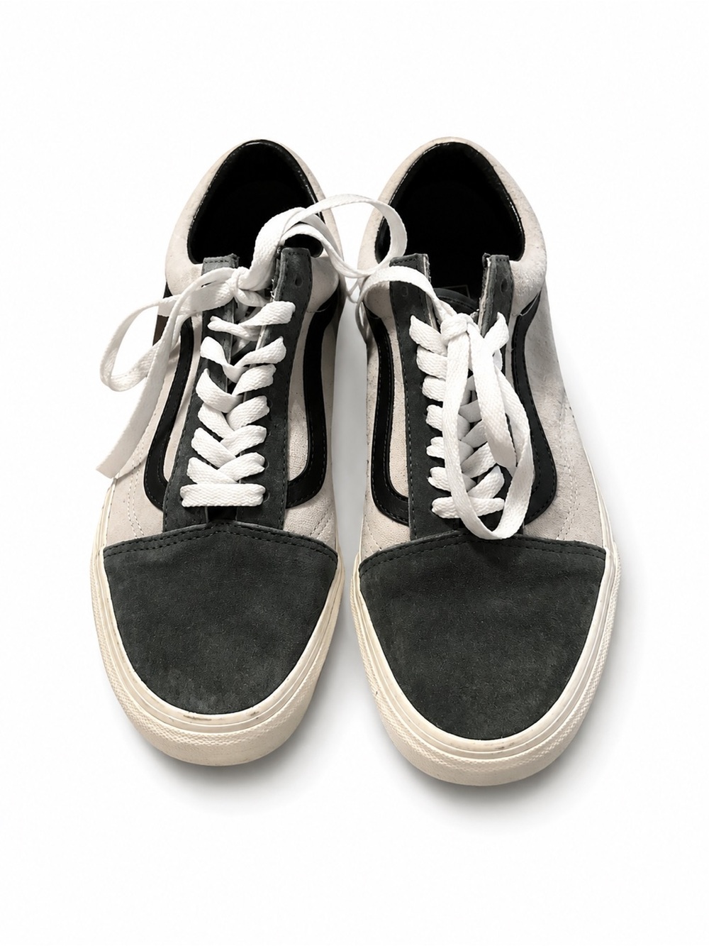 Vans Old Skool Low-Top Sneakers in Black, Gray and White mens 7.5.   Women’s 9
